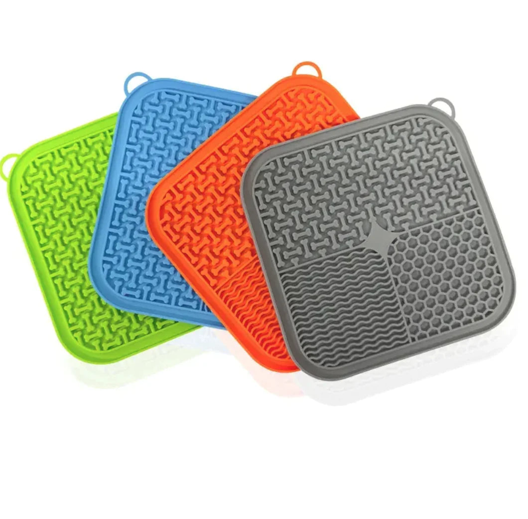 Calming Dog Lick Pad with Suction